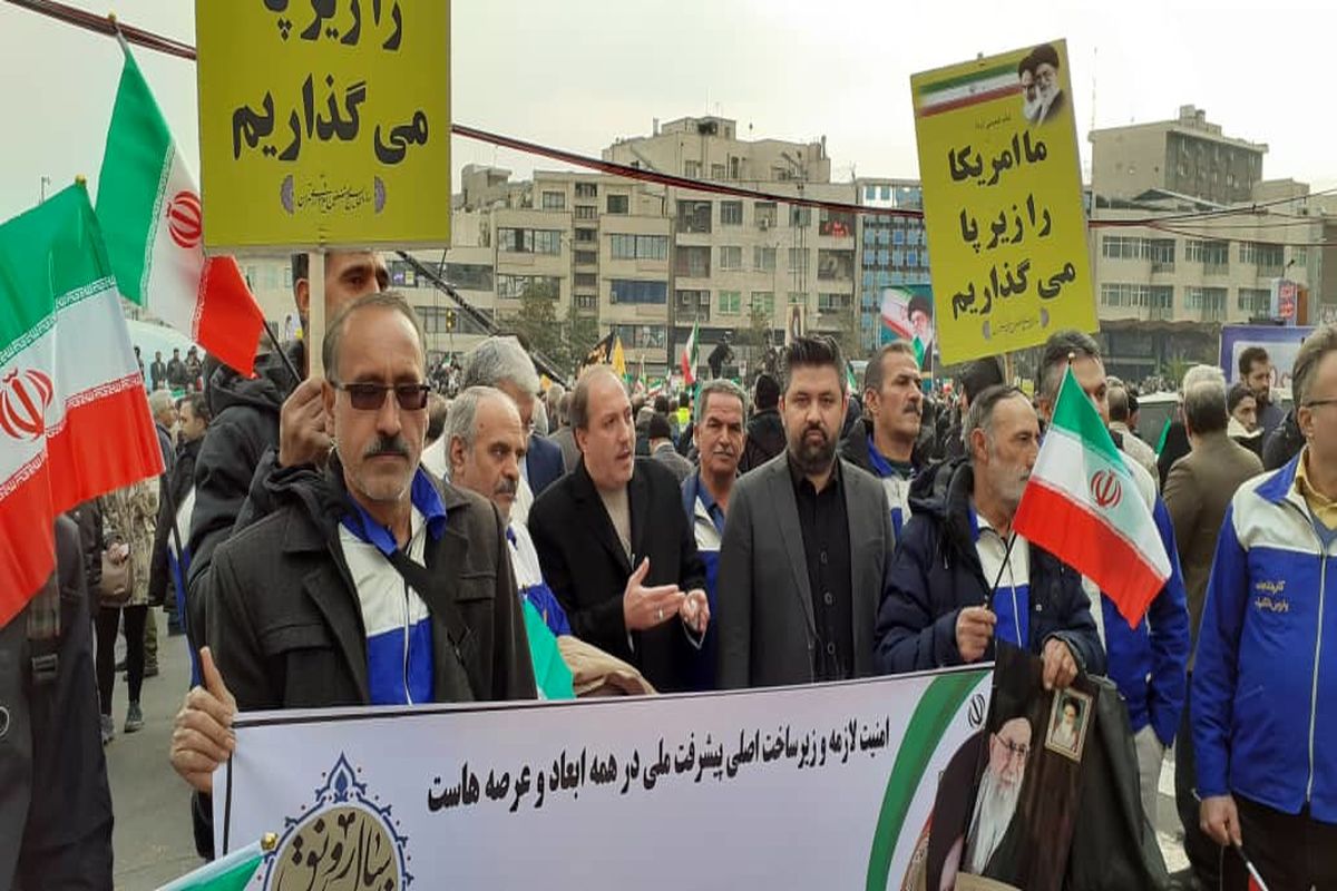 کارکنان شرکت پارس الکتریک اغتشاشات اخیر را محکوم کردند