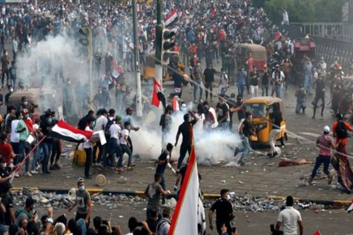 افشاگری قانونگذار عراقی درباره نقش پول‌های آمریکا در اعتراضات اخیر