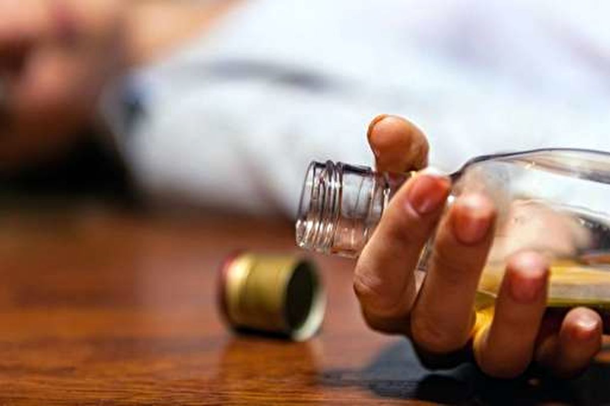 مرگ بر اثر مصرف الکل تقلبی در البرز به۳۷ نفر رسید