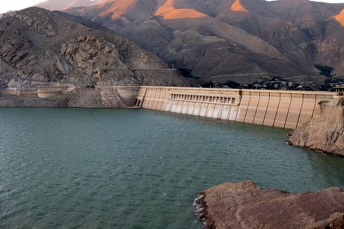رهاسازی ده میلیون مترمکعب آب از سد ساروق تکاب به سمت دریاچه ارومیه