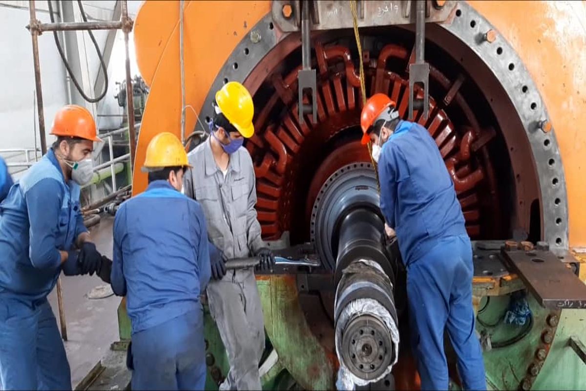 تعمیرات اساسی واحد ۱۲۰ مگاواتی نیروگاه اصفهان در حال انجام است