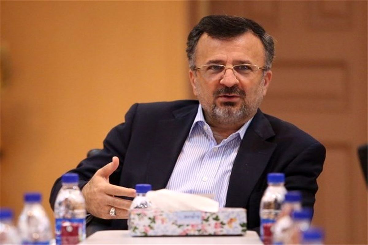 داورزنی: به دنبال فردی شایسته برای هدایت تیم ملی والیبال هستیم/ می‌توانیم روی سکو برویم