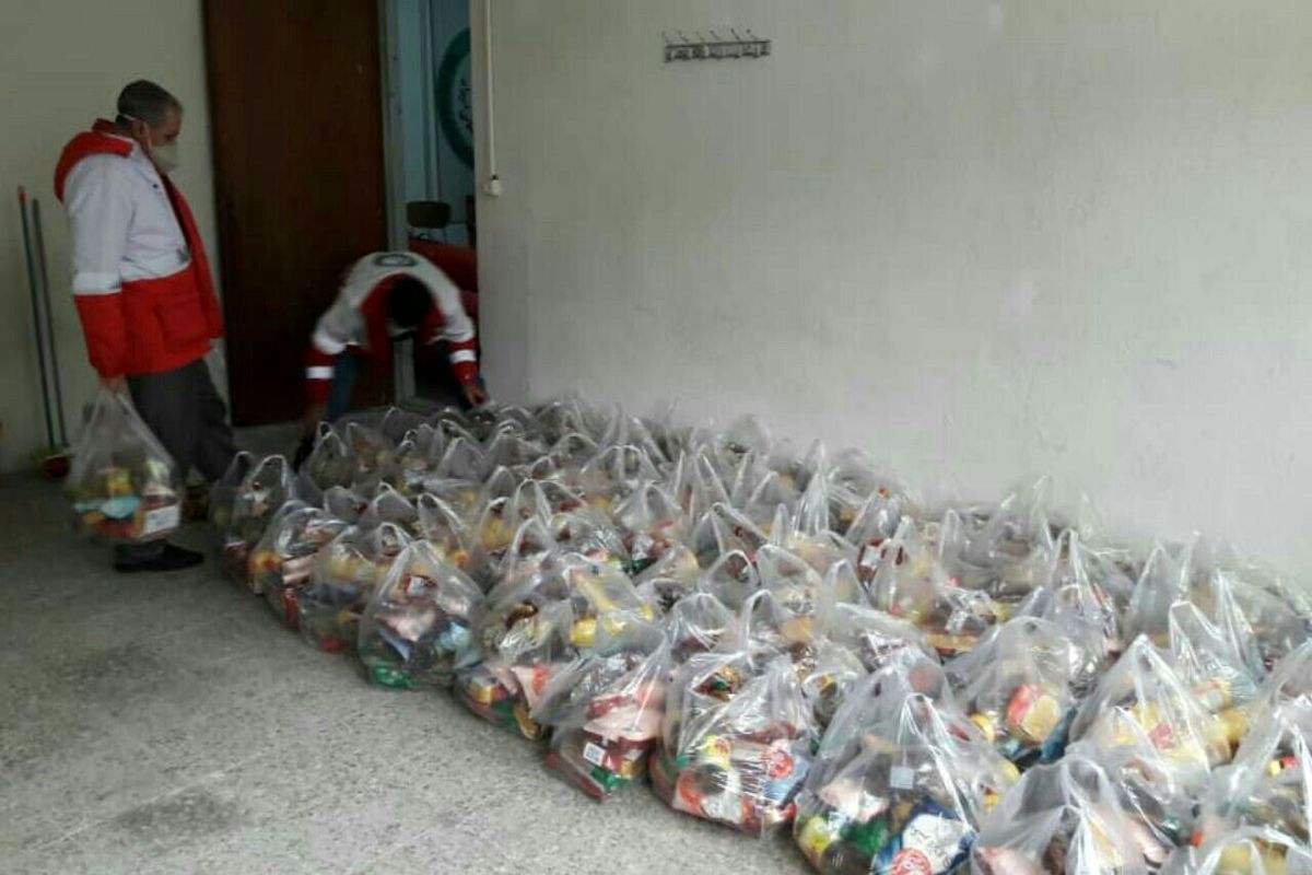 ۱۵۰ بسته غذایی در قالب طرح فرشتگان رحمت بین نیازمندان توزیع شد