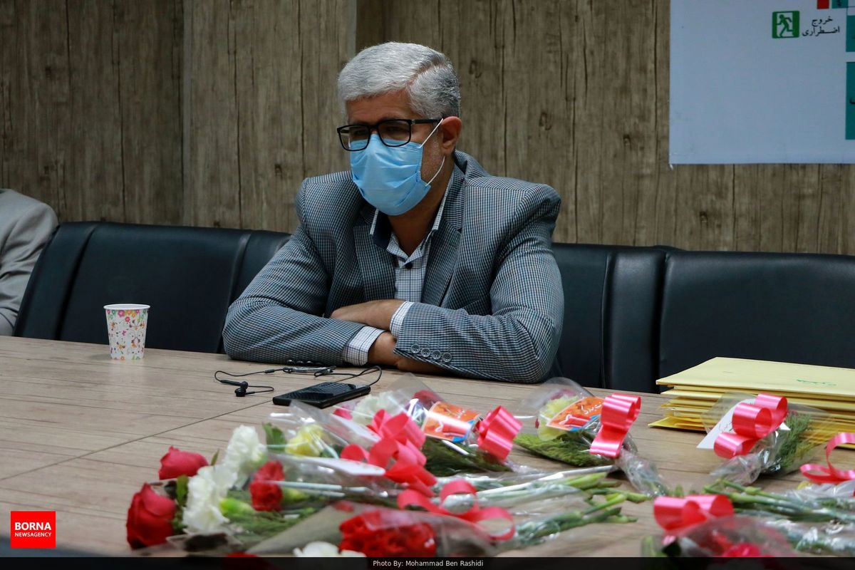 ترخیص آخرین بیمار بخش آی‌سی‌یو۱ بیمارستان طالقانی آبادان در روز پرستار