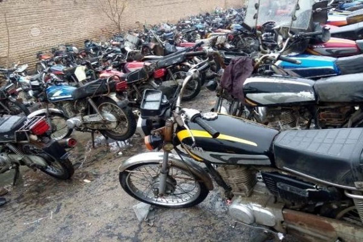 ۱۳۹ دستگاه موتورسیکلت رسوبی در فامنین ترخیص شدند