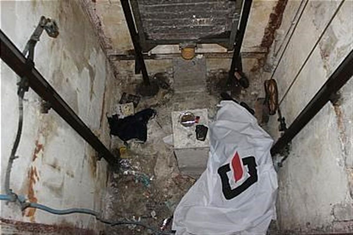 سقوط کارگر ۱۸ ساله در چاهک آسانسور