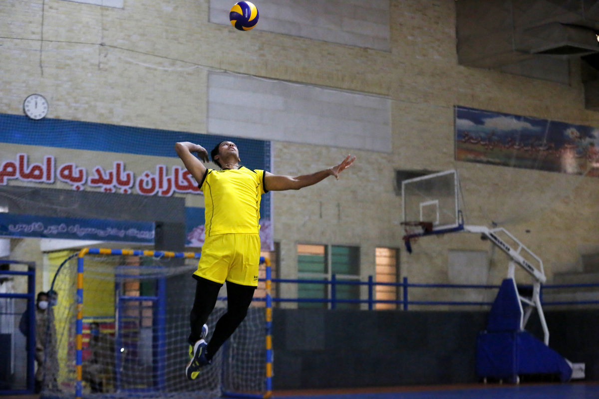 جدال والیبالیست های شهرداری مقابل پیکان در لیگ برتر