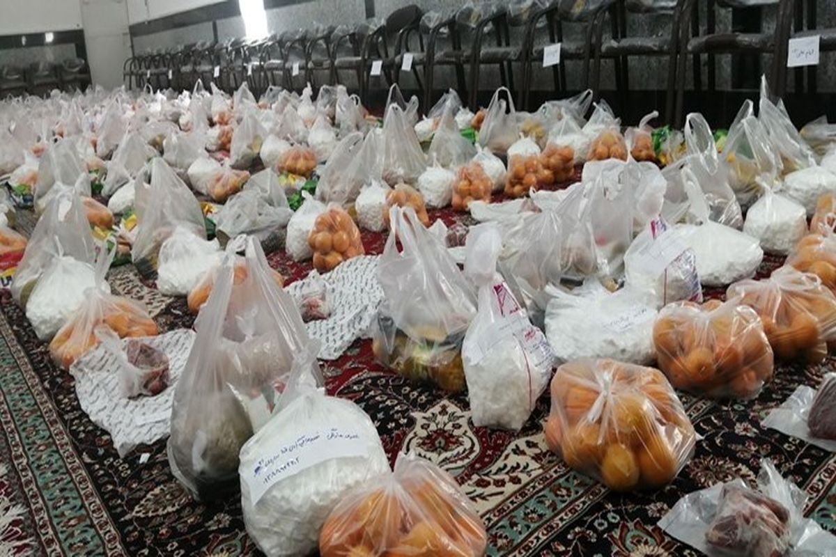 توزیع بیش از ۴۰ تن آجیل و میوه شب یلدا بین محرومان استان خراسان شمالی