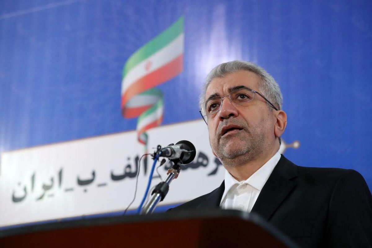 افتتاح طرح‌های صنعت برق یزد در ارتباط ویدئو کنفرانسی وزیر نیرو