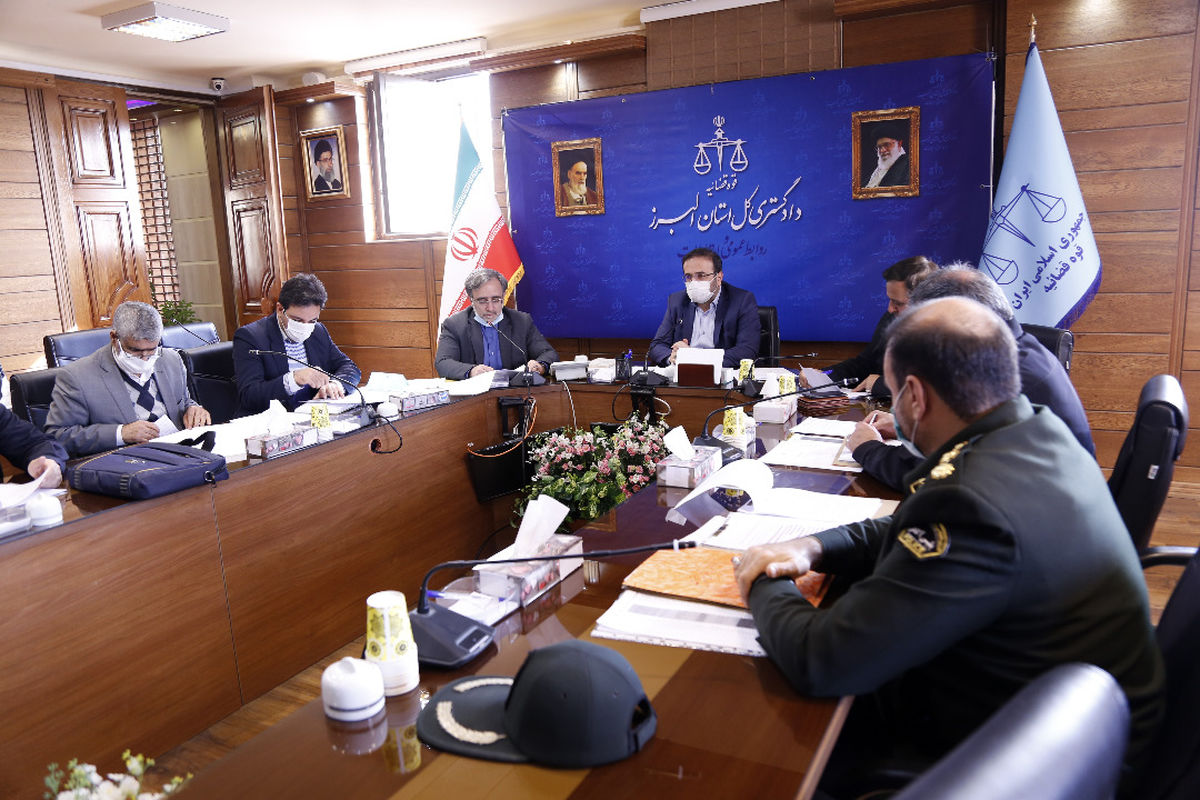اطلاعات مجرمان حرفه ای در استان البرز ثبت می شود