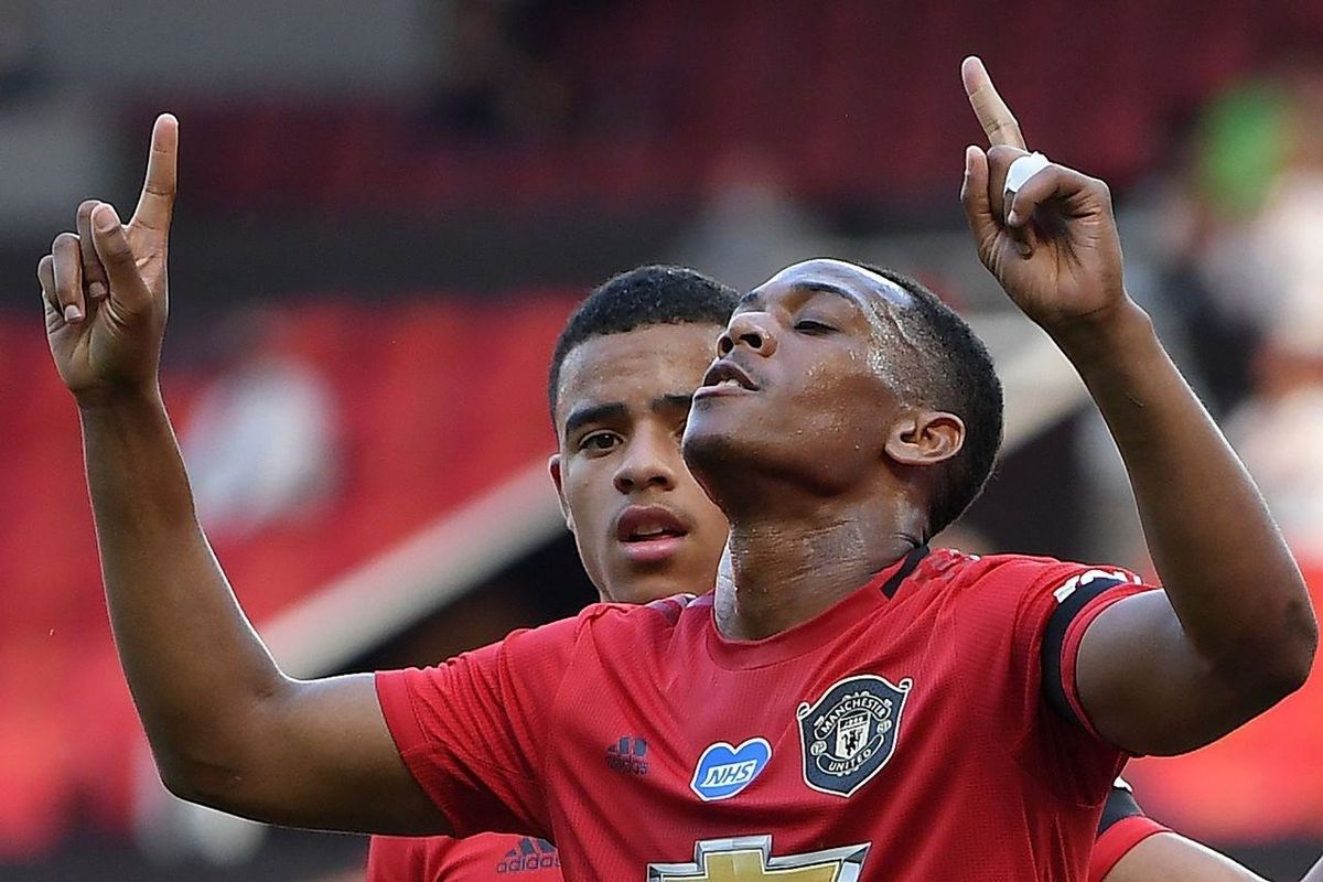 همسر یک ستاره فوتبال تهدید شد+ عکس