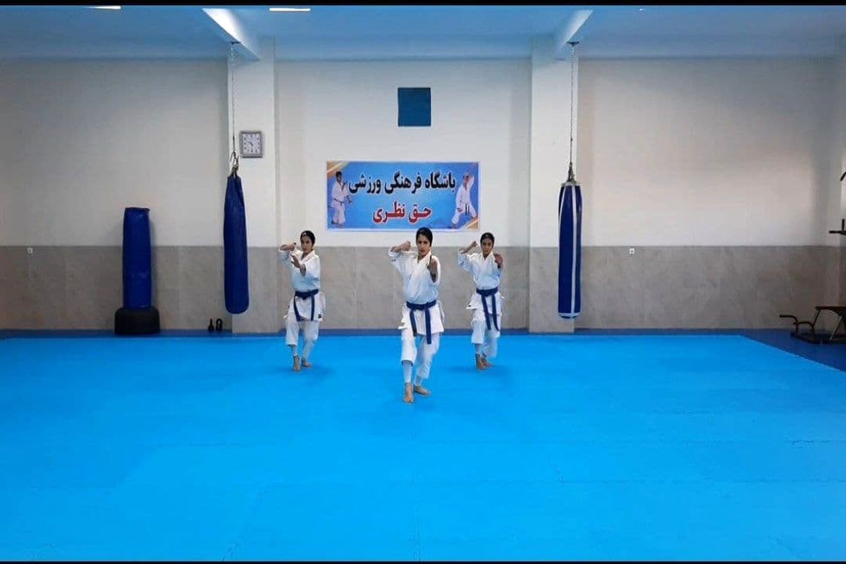 نماینده آذربایجان‌غربی نایب قهرمان مسابقه بین‌المللی کاراته در بخش بانوان شدند