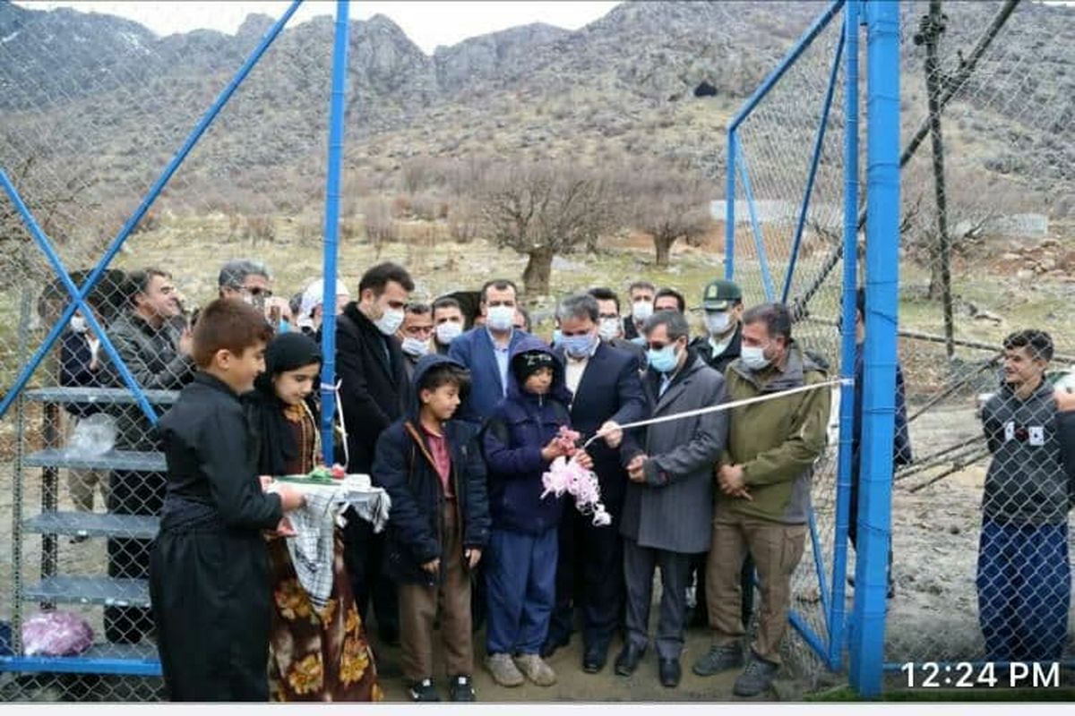 زمین چمن مصنوعی روستای قلعه جیبه بهره‌برداری رسید