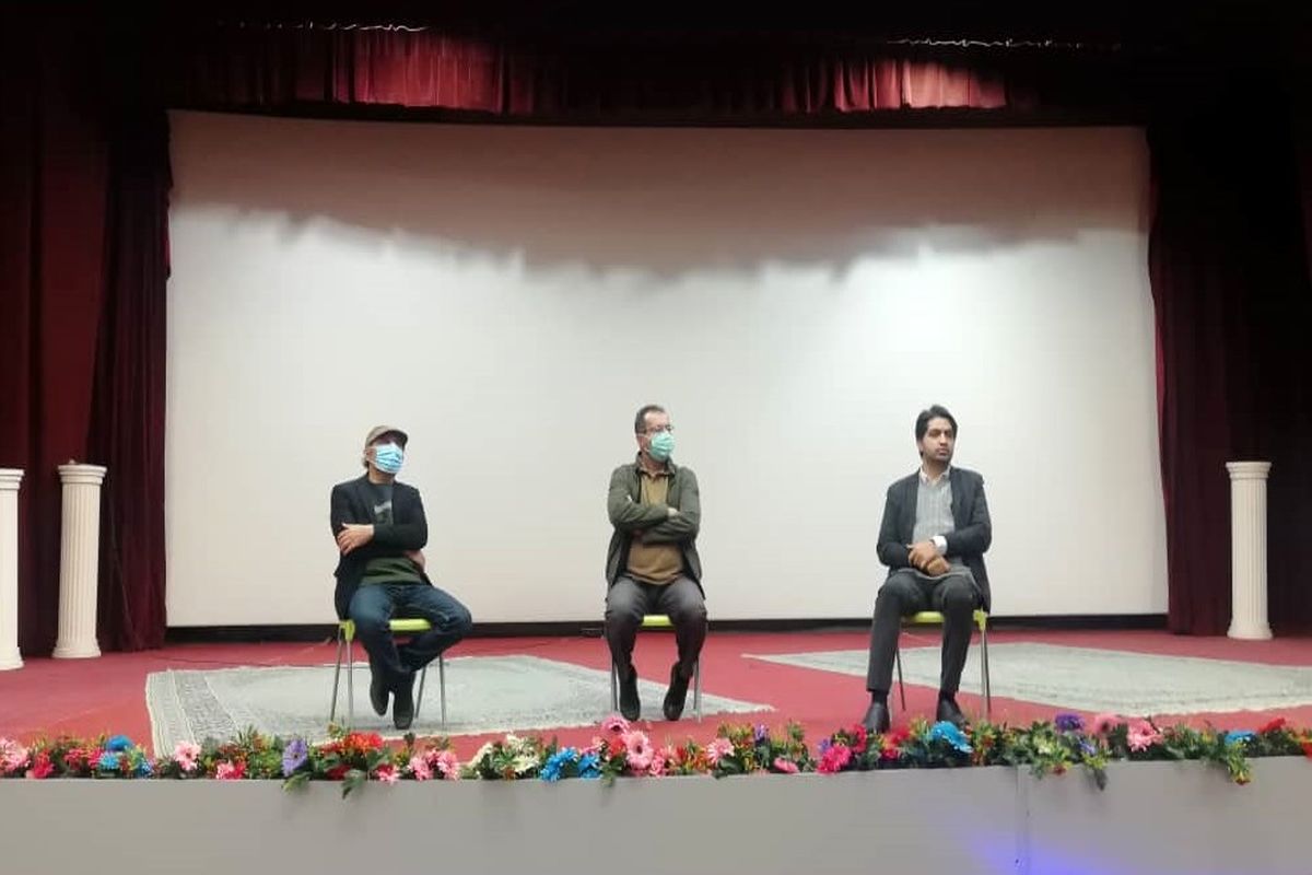 مستند سینمایی"کیارستمی و عصای گمشده" در آبادان اکران شد