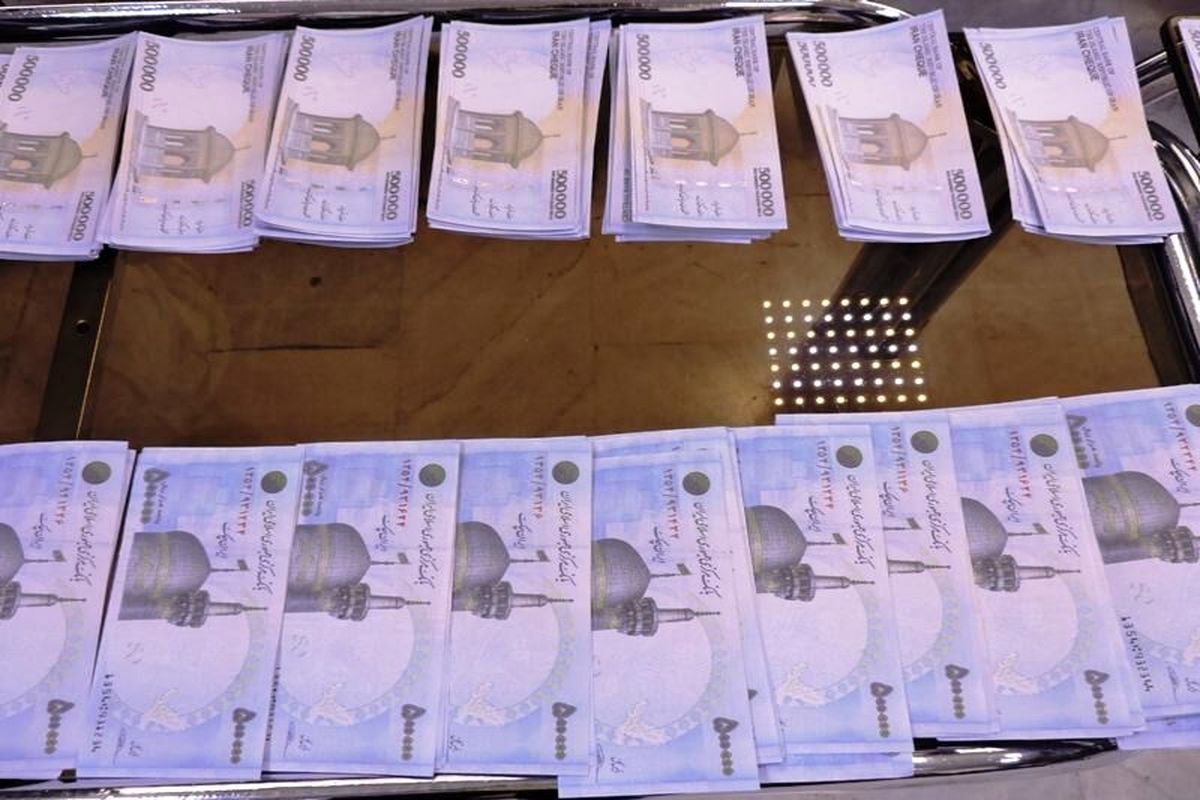 کشف ۲۲۷ میلیونی چک پول تقلبی در کنگاور