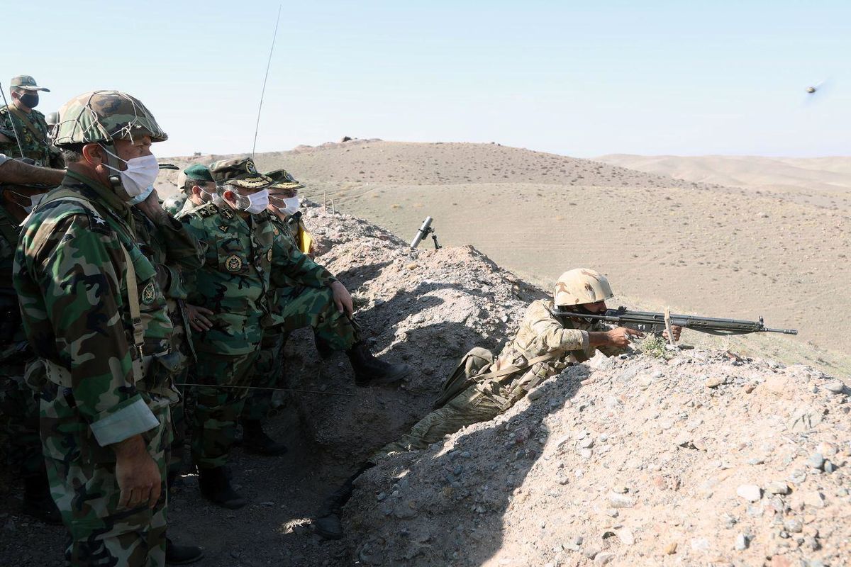 رزمایش‌های اقتدار ۹۹ تصویر باشکوهی از ایران اسلامی به نمایش گذاشت