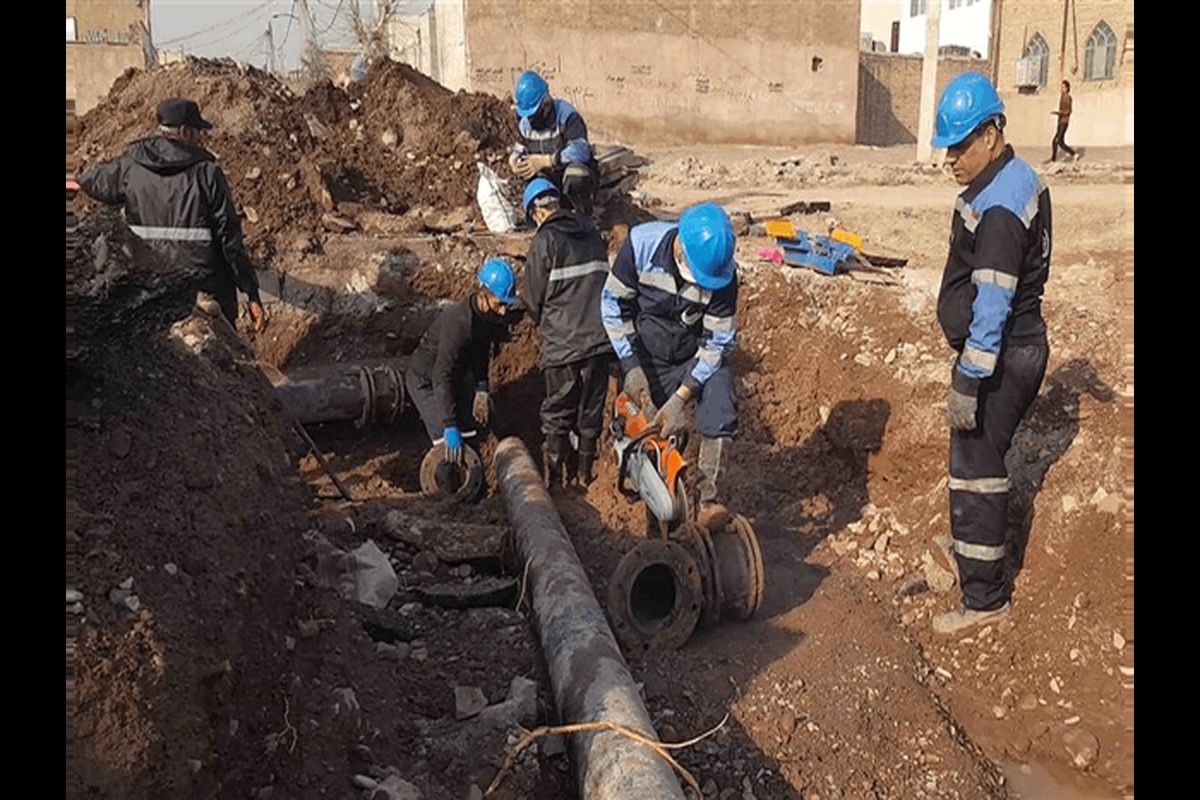 توسعه و نوساری ۴۳ هزار متر شبکه توزیع آب و خط انتقال فاضلاب