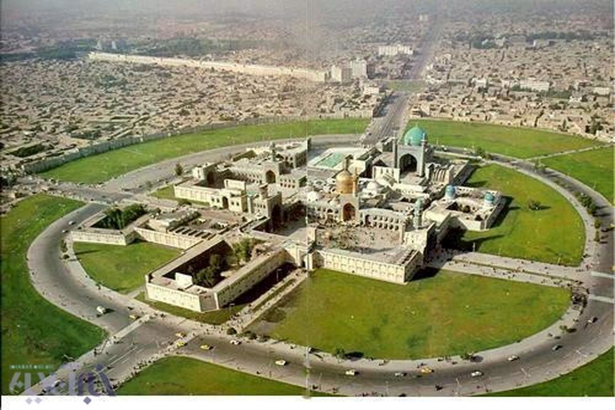 قابی قدیمی از سفر  در دهه ۳۰ به مشهد مقدس + ببینید
