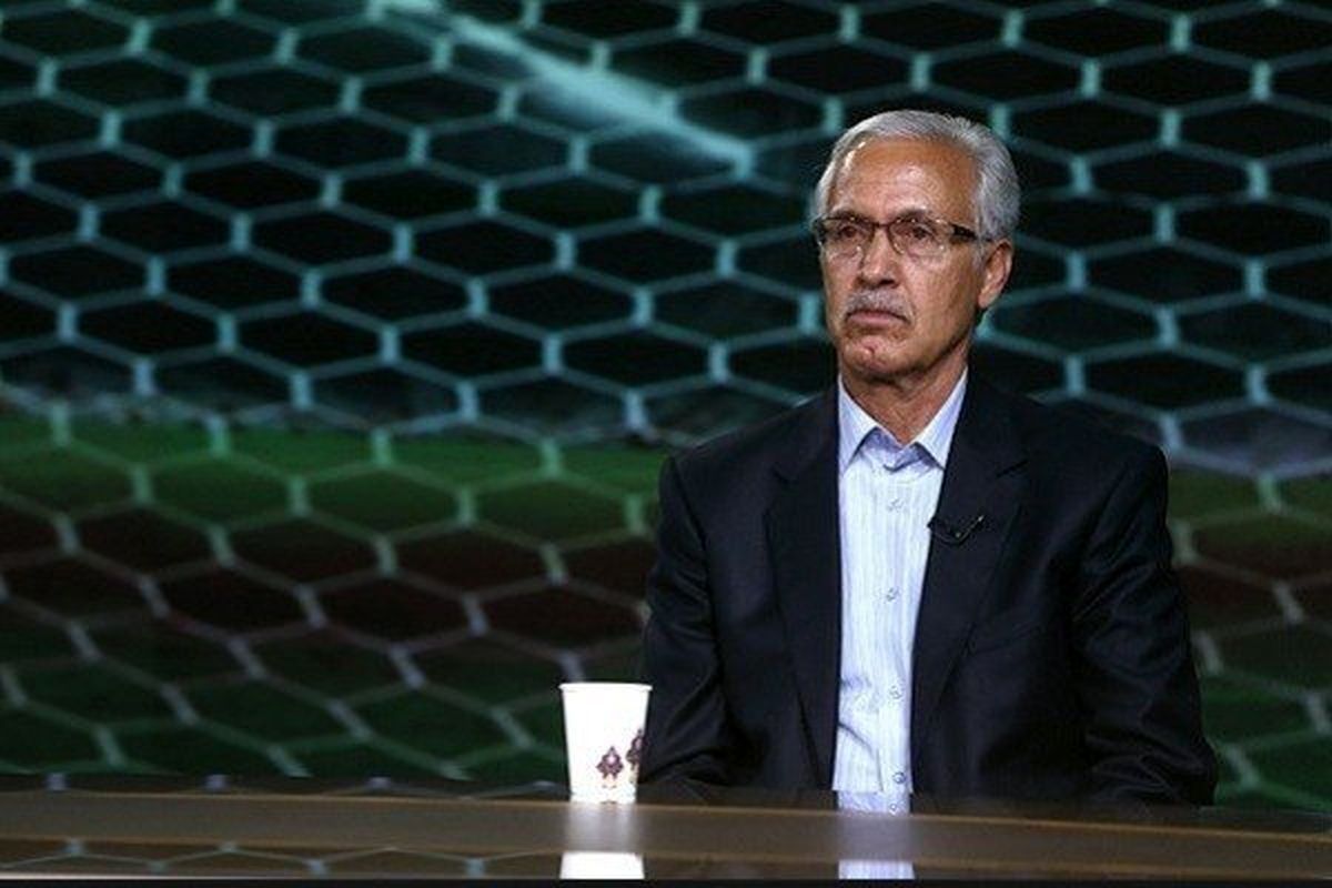 غیبت دکتر سلطانی‌فر به عنوان وزیر ورزش و جوانان در انتخابات فدراسیون به خاطر کمک به فوتبال بود/ باید از رئیس جدید حمایت شود
