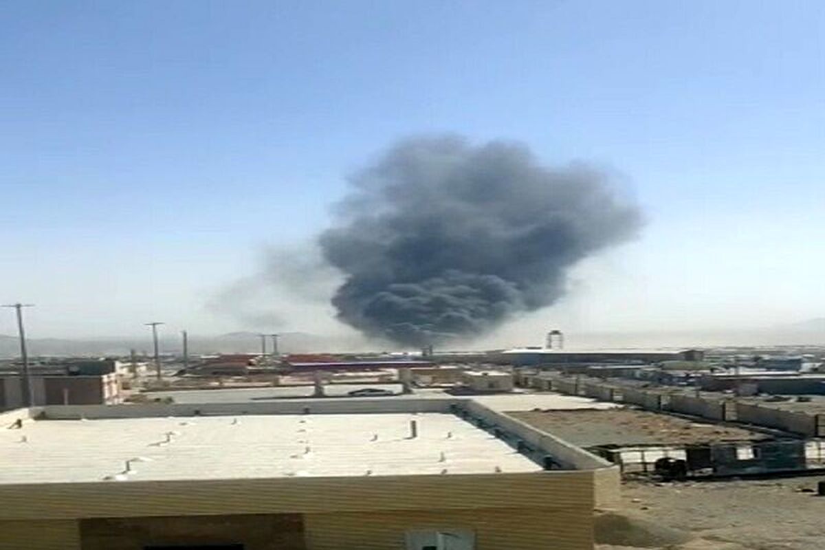 آتش‌سوزی در پایانه مرزی ابونصر فراهی افغانستان/ عملیات اطفای حریق همچنان ادامه دارد