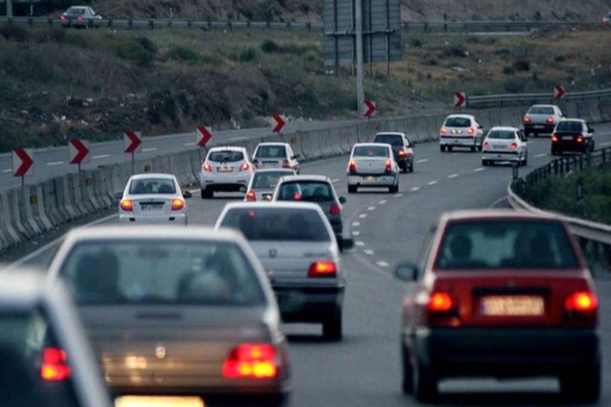 تردد خودروها در جاده‌ها با ۲۳۰۰ ترددشمار رصد می‌شود
