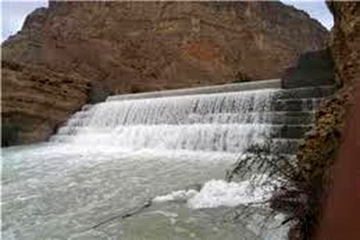 افتتاح و بهره برداری از سازه آبخیزداری شهر تیرور در شهرستان میناب در هفته منابع طبیعی