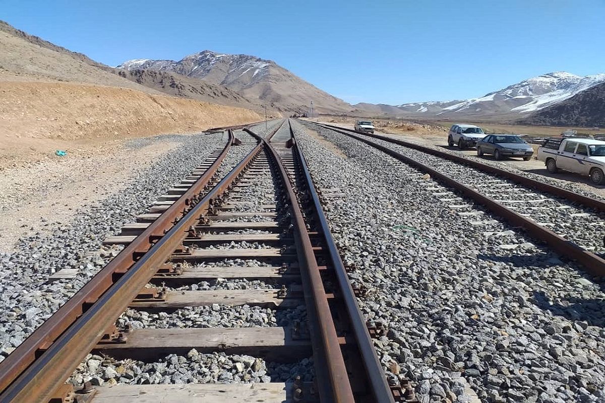 راه آهن نهاوند به جنوب کشور وصل می شود