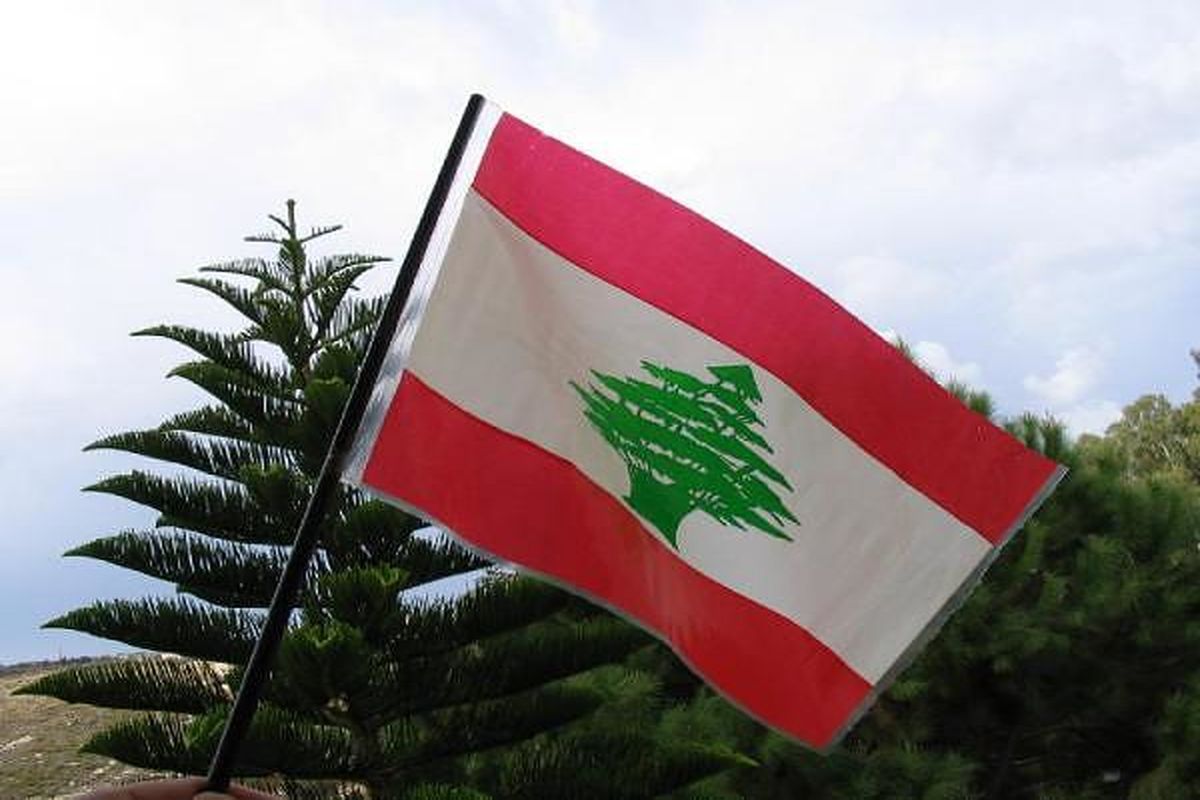 اصابت یک راکت به منزل نماینده حزب‌الله در پارلمان لبنان