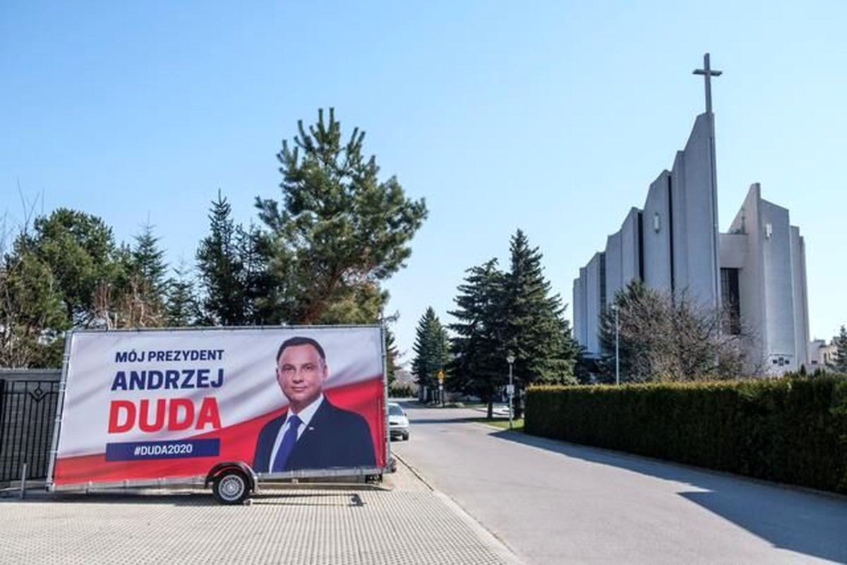 احتمال تعویق انتخابات ریاست‌جمهوری لهستان
