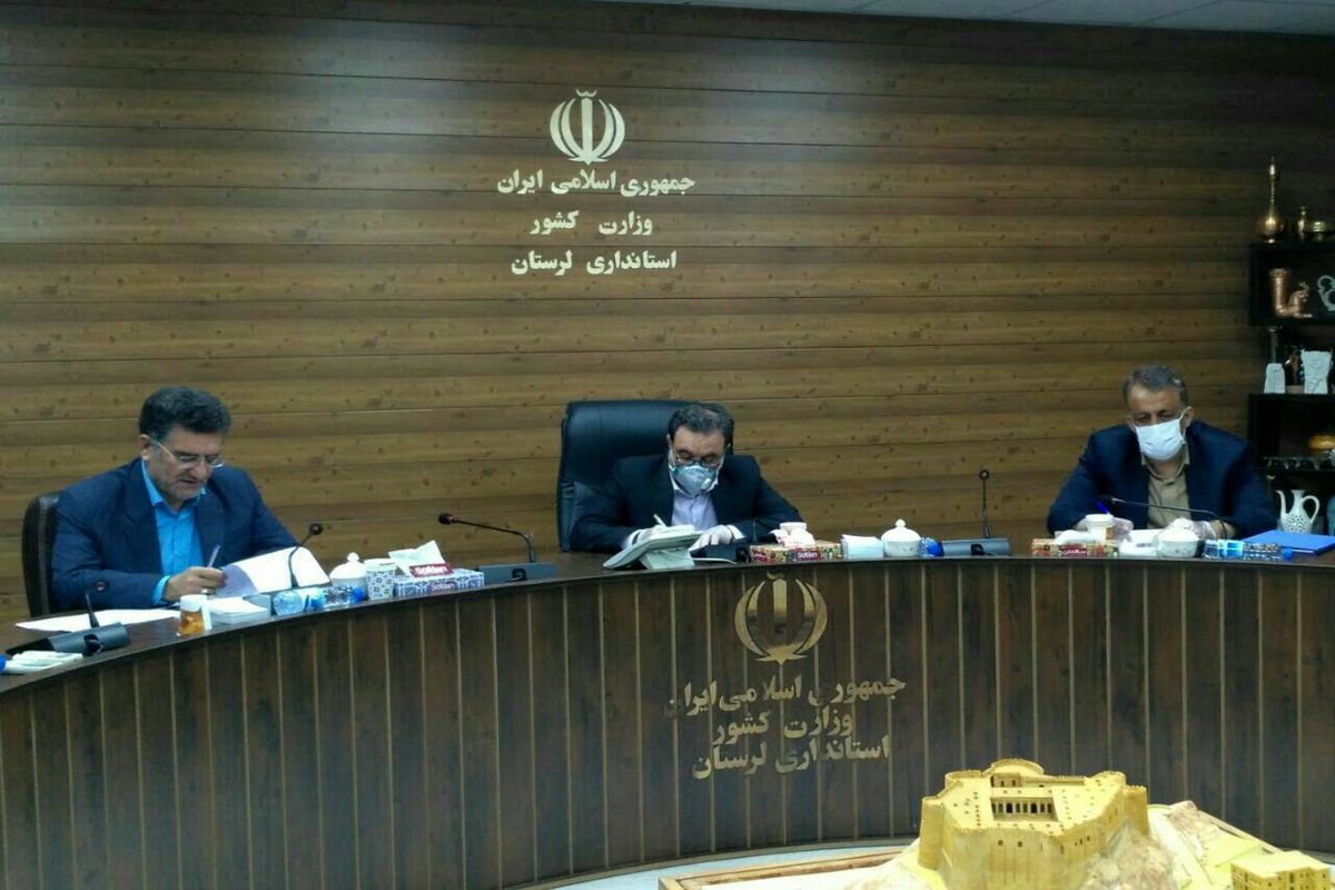 شیوع بیماری کرونا تاثیر خود را بر صنایع استان گذاشته است / مشکلات نساجی بروجرد هر چه سریعتر حل شود