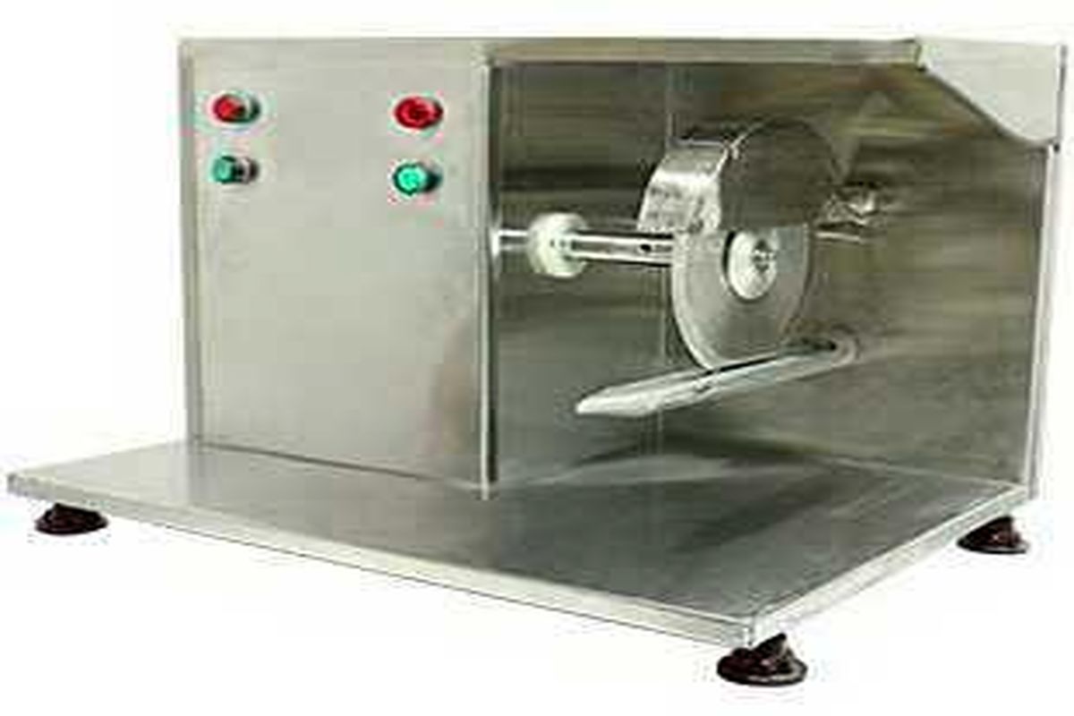 پلمپ ۱۴ دستگاه برش مرغ و گوشت در قائنات