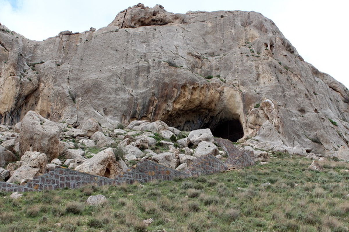 در سال ۹۹ کاوش‌های باستان‌شناسی غار قلعه کرد انجام نخواهد شد