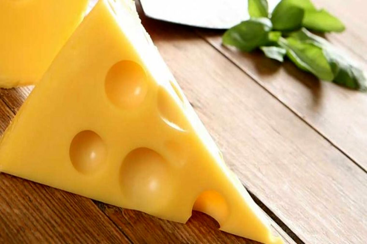 خوردن پنیر با این ۲ ماده غذایی ممنوع!