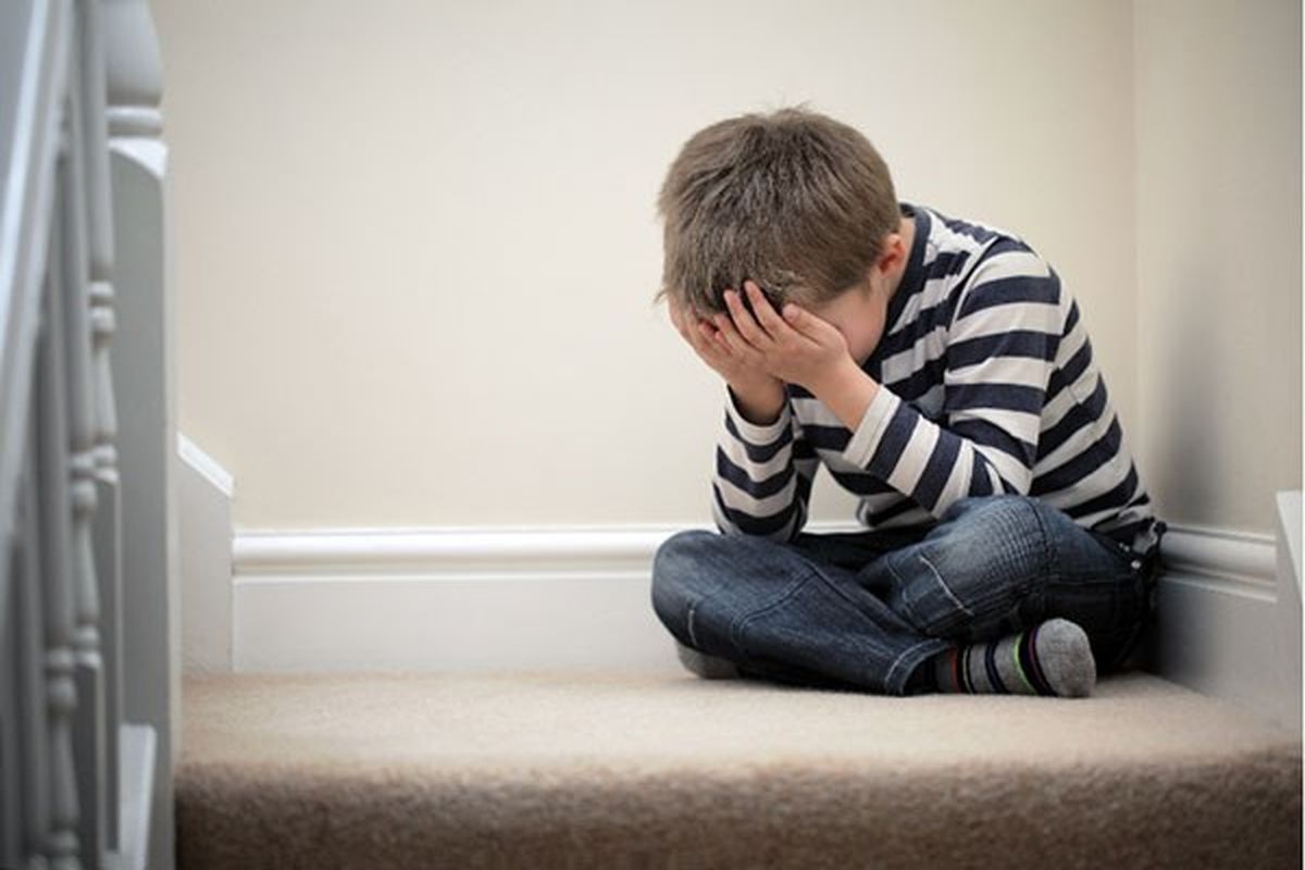 نشانه‌های افسردگی در کودک را بشناسیم