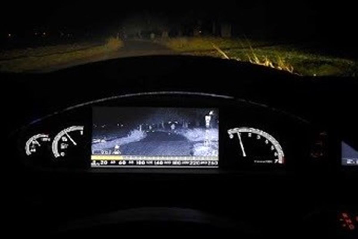 آپشن جدید در خودروها؛ دوربین دید در شب