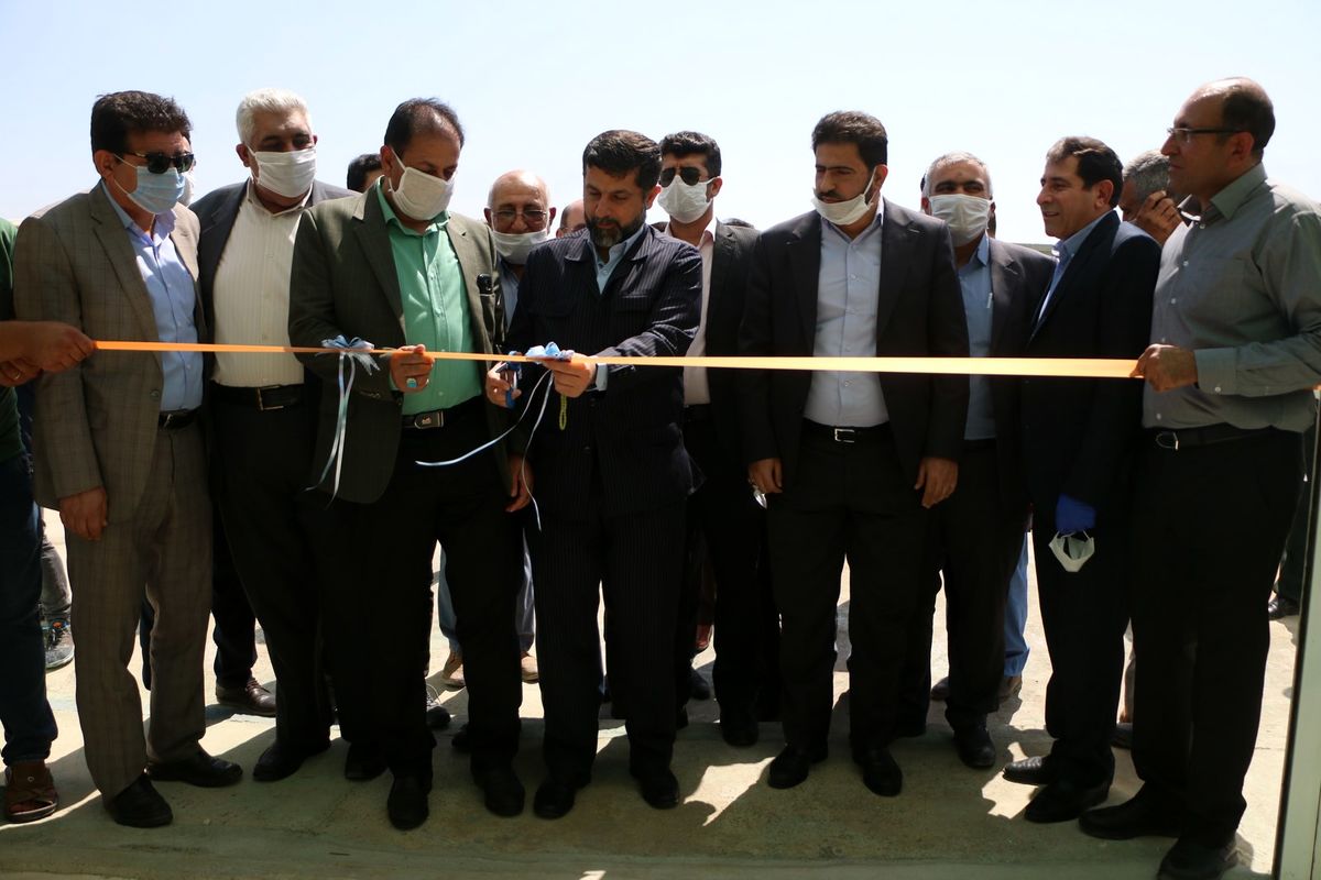 بهره برداری از نخستین گلخانه هیدروپونیک شمال خوزستان و هشتمین پایگاه امداد جاده‌ای استان در شوش