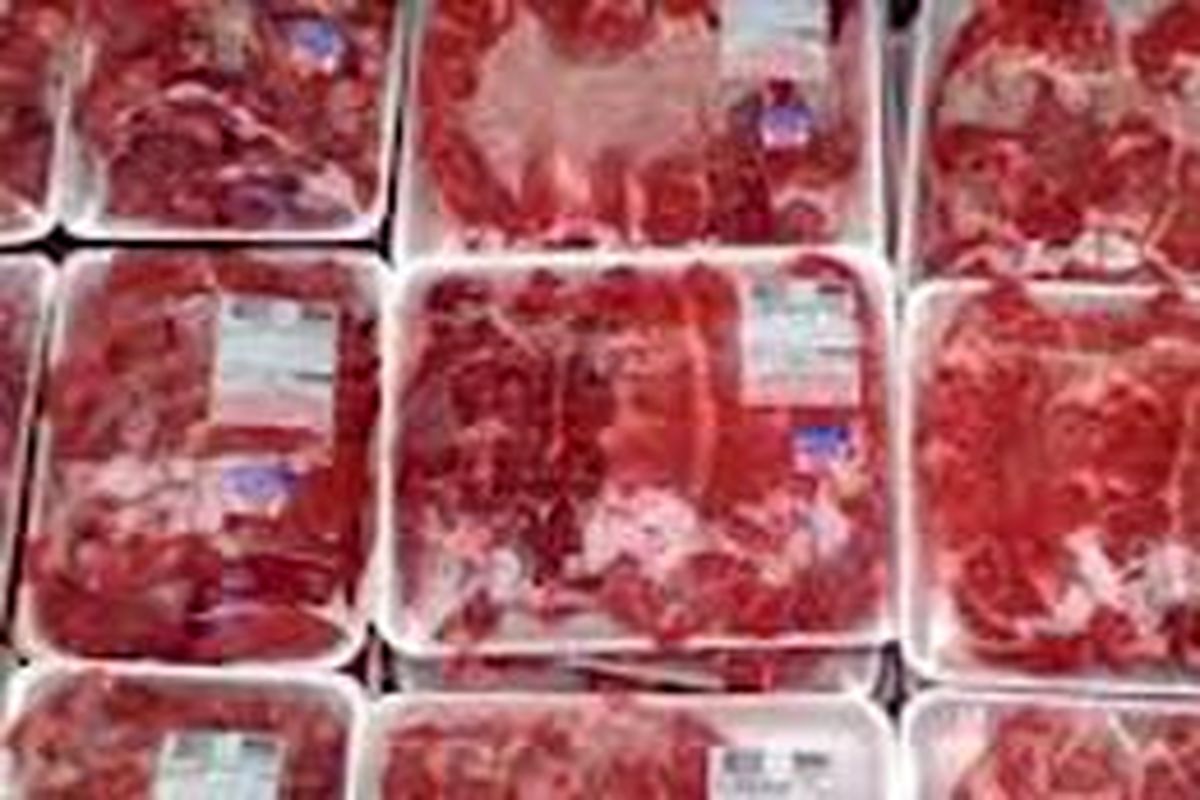 گوشت منجمد گوساله به قیمت ۵۵ هزار تومان عرضه می‌شود