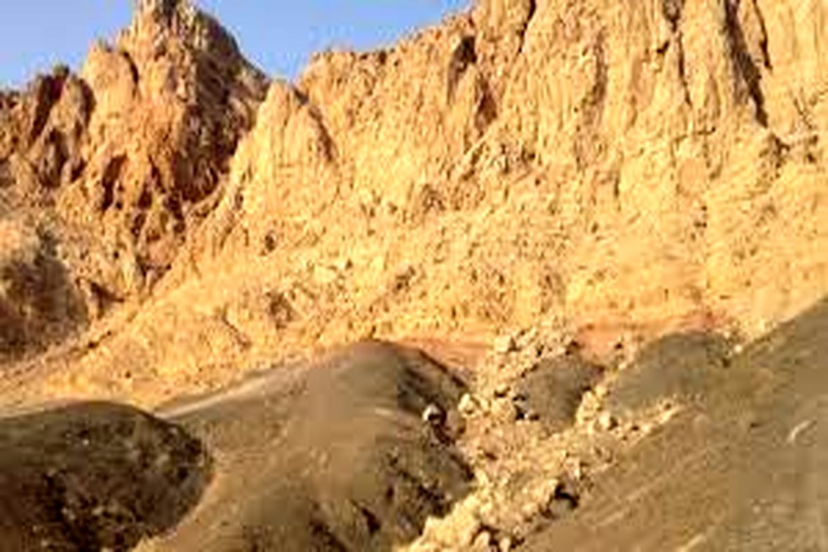 کوه نخودی،نگین گردشگری شرق اصفهان