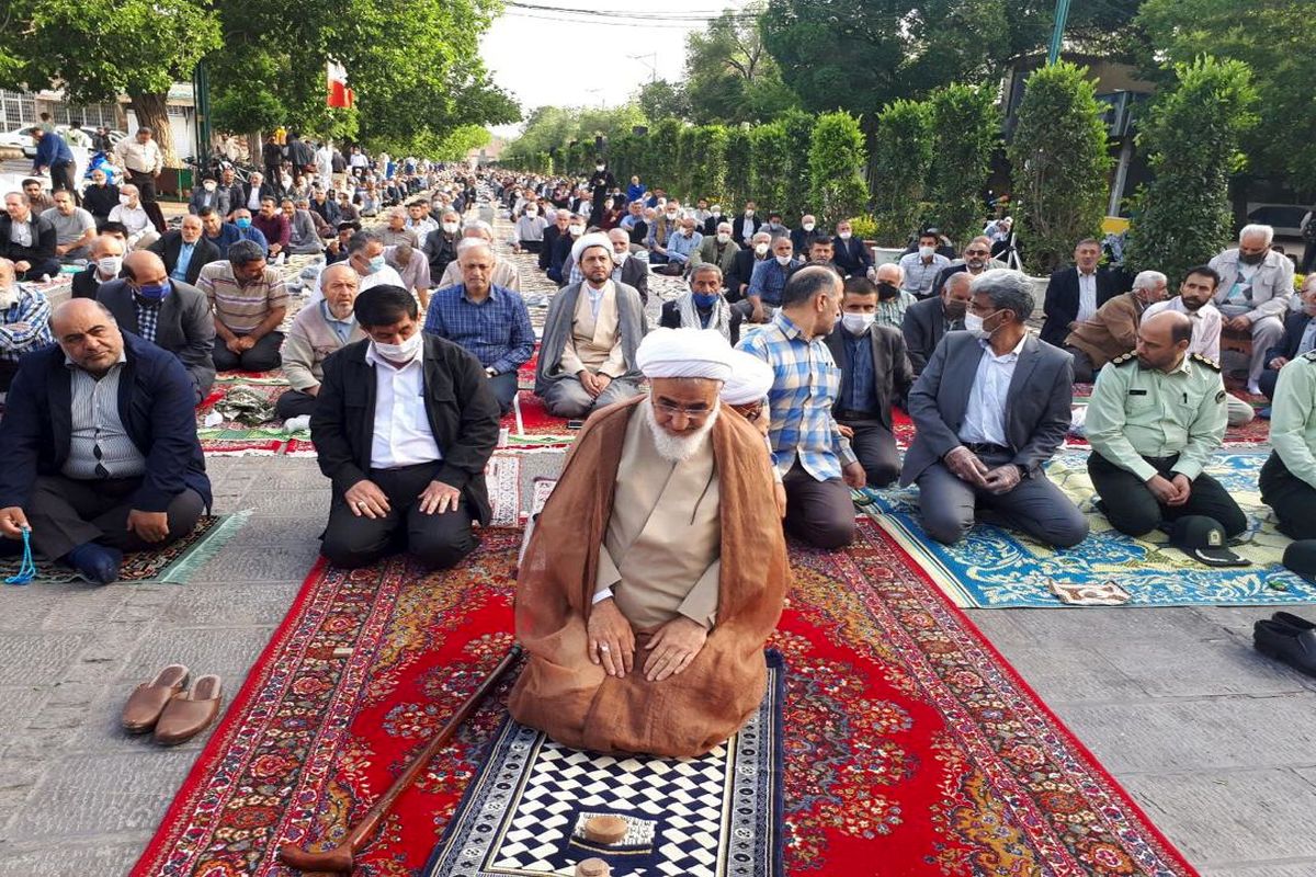 نماز عید سعید فطر در قزوین اقامه شد