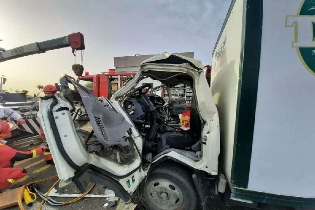تصادف مرگبار کامیون ها در جاده ساوه