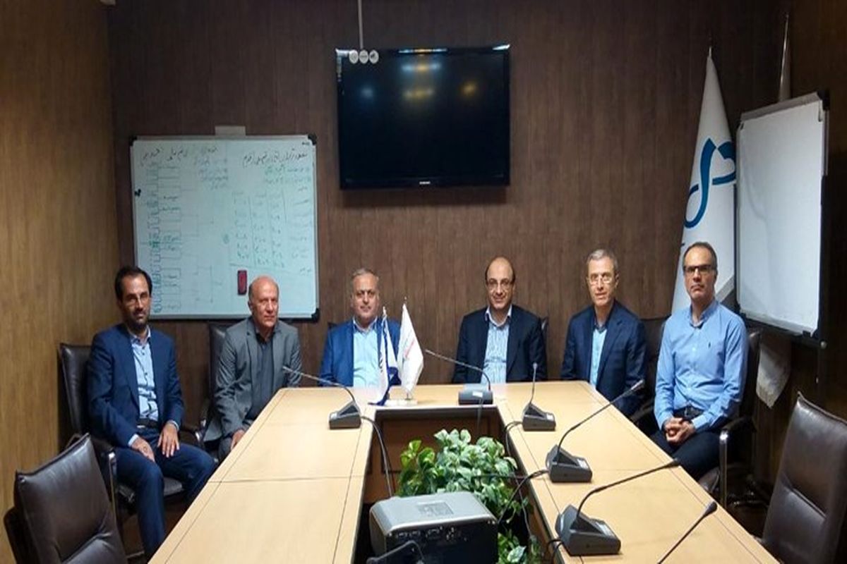 بازدید علی‌نژاد از فدراسیون تنیس روی میز