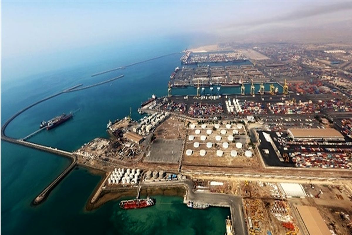 پهلوگیری ۳۳۱ فروند کشتی حامل فرآورده های نفتی در بندر نفتی خلیج فارس