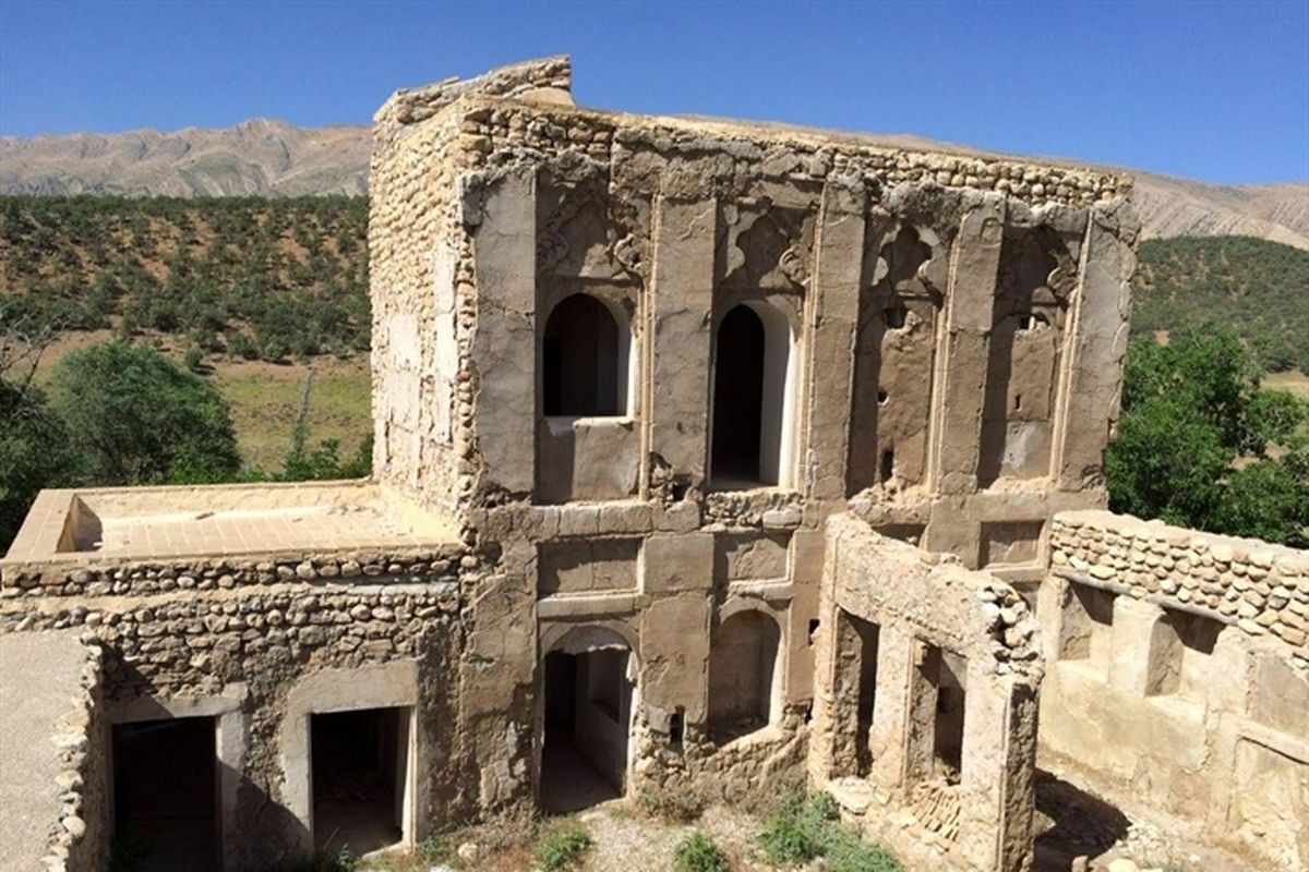 اختصاص ۳۰۰میلیون ریال اعتبار برای مرمت قلعه عزیزی در بویراحمد