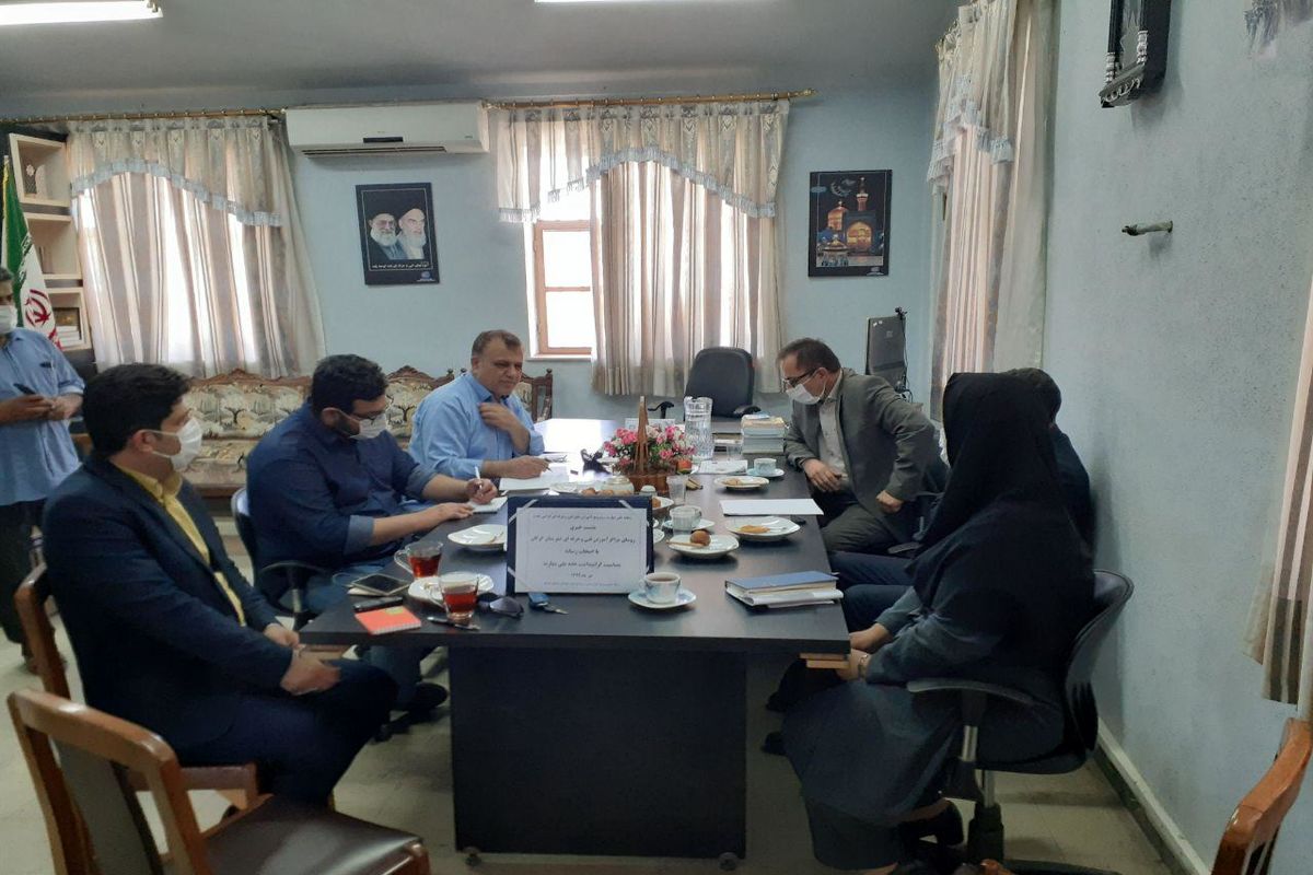 اجرای طرح مهارت آموزی در محیط کار/ آموزشی که منجر به ایجاد شغل نشود مردود است