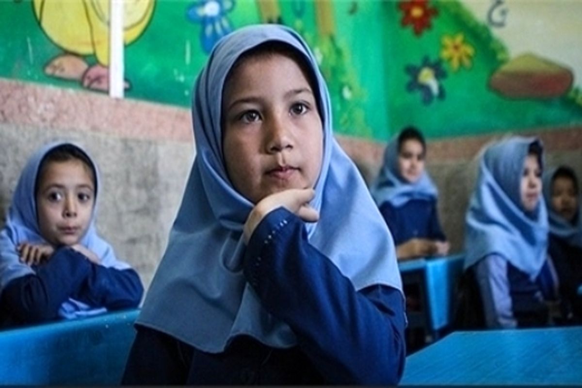 تحصیل ۱۴۰ هزار دانش‌آموز خارجی فاقد اوراق هویتی در ایران