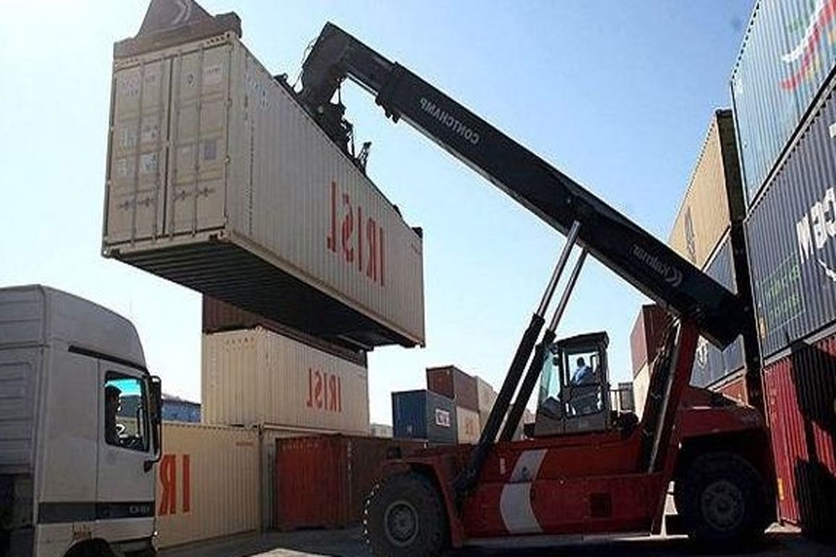 صادرات بیش از ۱۸ هزار تن کالای استاندارد از مرز مهران
