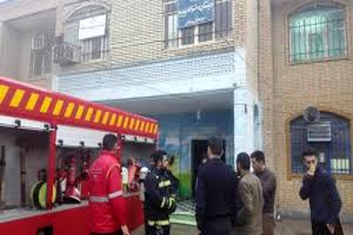 آتش سوزی در ۲ دبیرستان اهواز طی ۵ ساعت/دفتر مدیریت دبیرستان گیت بوستان سوخت
