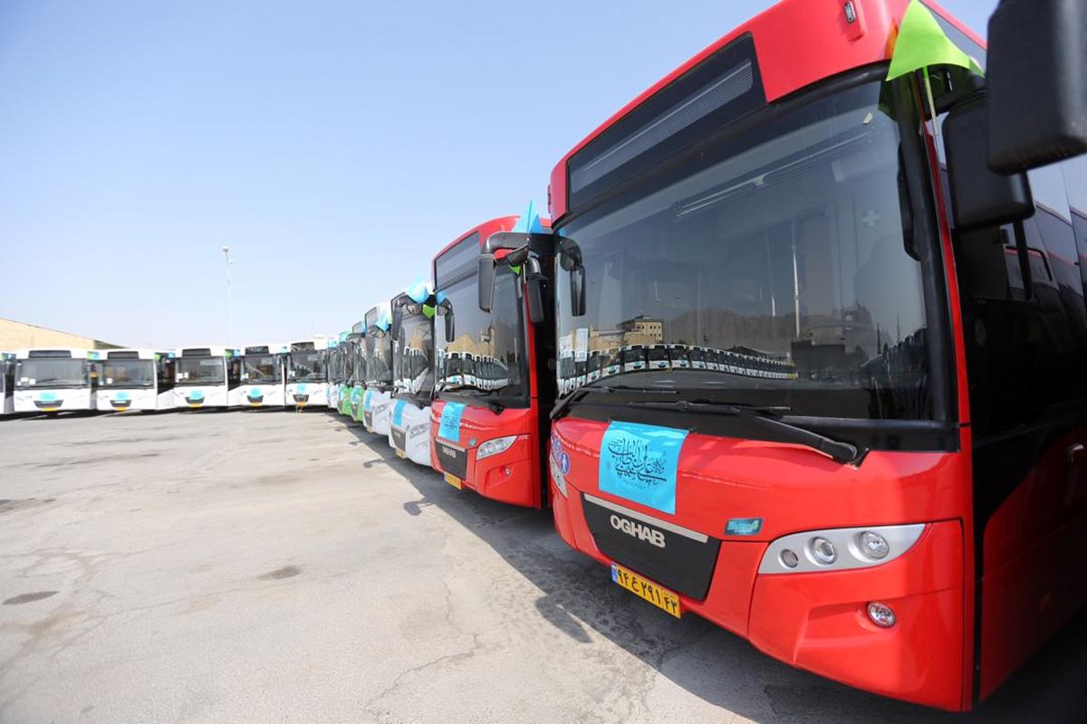 همزمان با عید غدیر ۸۰ دستگاه اتوبوس جدید به ارزش ۲۲۵۰ میلیارد ریال به ناوگان اتوبوسرانی اصفهان اضافه می شود