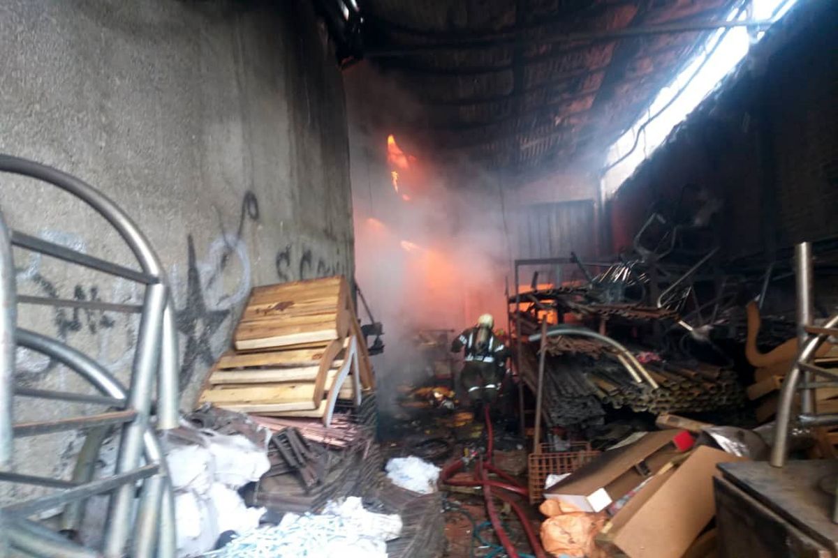 اولین تصاویر از آتش سوزی گسترده در چهاردانگه+ فیلم