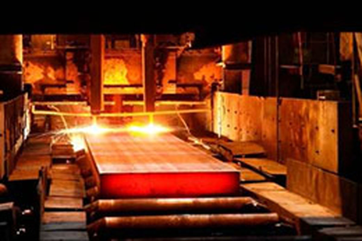رشد ۱۱ درصدی تولید آهن اسفنجی و ۸ درصدی تولید فولاد خام شرکت‌های بزرگ طی چهار ماه ۹۹